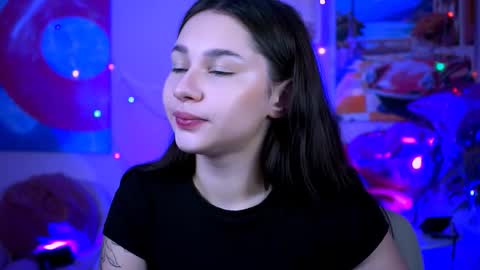 kimclarks online show from September 20, 2025, 5:25 pm