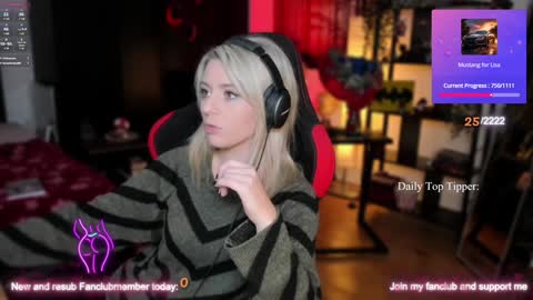 Wolfs Girl online show from December 18, 2024, 11:40 pm