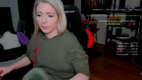 Wolfs Girl online show from January 18, 2026, 8:56 pm