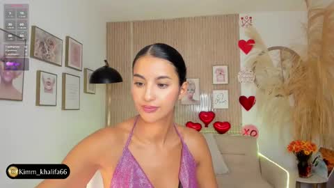 Kim  online show from February 22, 2025, 12:38 am