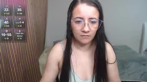 Snapshot of kimmy_naughty_ chatting on October 1, 2025, 1:44 am DAYANA online show from October 1, 2025, 1:44 am