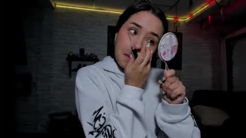 Melany online show from December 4, 2024, 11:13 pm