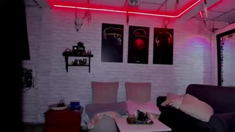 Melany online show from January 18, 2025, 3:42 am