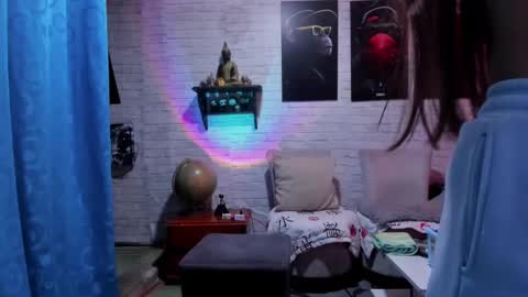 Melany online show from February 27, 2025, 9:04 pm