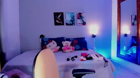 Kim online show from July 8, 2026, 2:38 am