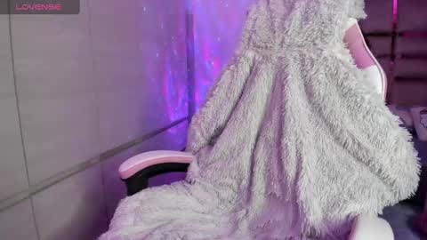 Snapshot of kimuraa_1 chatting on February 20, 2025, 9:44 am Kimura online show from February 20, 2025, 9:44 am