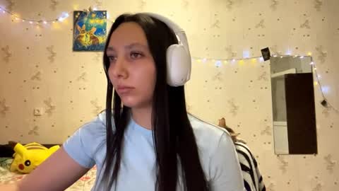 Jenny online show from April 28, 2026, 6:35 pm