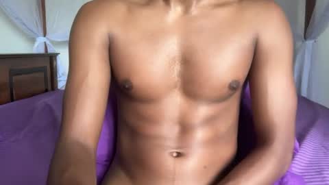 Snapshot of kinda_horny_right_now chatting on July 4, 2026, 5:46 am Isaac online show from July 4, 2026, 5:46 am