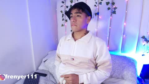 Snapshot of king_azahell chatting on January 9, 2025, 3:58 am king  help me reach 100 likes online show from January 9, 2025, 3:58 am