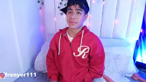 Snapshot of king_azahell chatting on January 10, 2025, 3:07 am king  help me reach 100 likes online show from January 10, 2025, 3:07 am