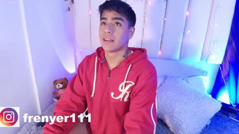 Snapshot of king_azahell chatting on January 24, 2025, 1:56 am king  help me reach 100 likes online show from January 24, 2025, 1:56 am