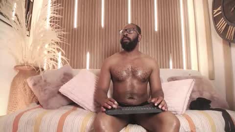 Malik  online show from September 26, 2025, 1:04 pm