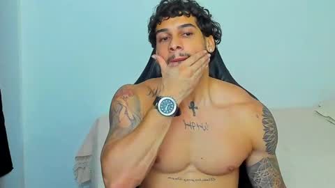 king_of_kings__ online show from April 28, 2026, 1:48 am