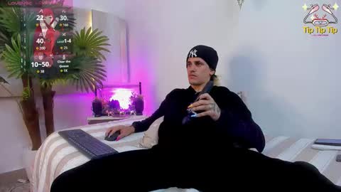 Snapshot of king_voy chatting on September 18, 2025, 10:23 pm king voy online show from September 18, 2025, 10:23 pm
