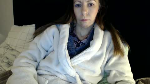 sexysexyhotwetpinkredpussy online show from April 3, 2026, 8:18 pm