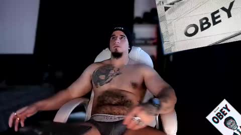 King Bear online show from February 16, 2025, 11:05 pm