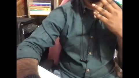 kingcobra_08 online show from May 25, 2026, 2:39 am