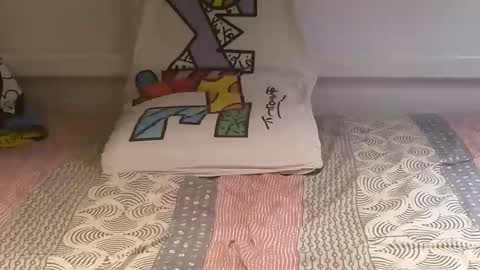  ivano corona  online show from November 17, 2025, 11:38 am