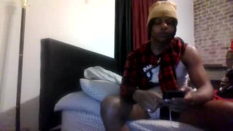 kingwoodyy online show from March 22, 2026, 1:53 am