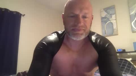 Kink Sub online show from April 26, 2026, 8:12 am
