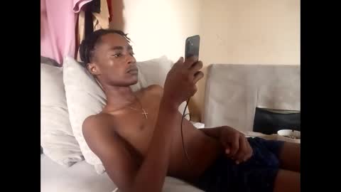 kinkybby_ online show from April 22, 2026, 7:33 am