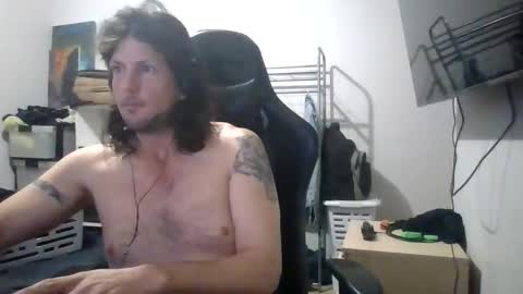 Horny Bloomy online show from April 10, 2026, 4:12 pm