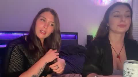 kinkycreative online show from June 15, 2026, 3:31 am