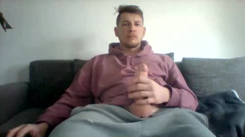 kinkylionboy online show from February 19, 2026, 2:13 pm