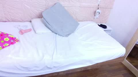 kinkyy_redhead online show from March 21, 2026, 2:42 pm