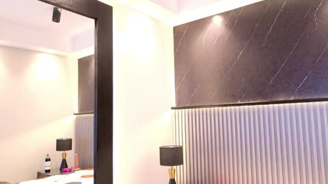  CALL ME KINSLEY  online show from April 8, 2026, 4:23 am