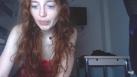Snapshot of kira_foxy_ chatting on March 11, 2025, 2:40 pm Kira online show from March 11, 2025, 2:40 pm