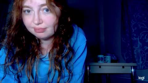Snapshot of kira_foxy_ chatting on November 13, 2025, 8:24 am Kira online show from November 13, 2025, 8:24 am