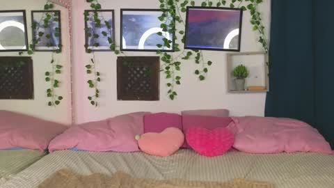 Kira online show from January 31, 2025, 12:50 am