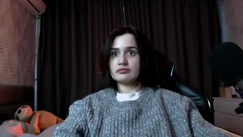 Kira  follow me  online show from May 16, 2026, 12:07 am