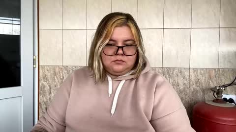 Just Kira online show from December 26, 2024, 10:59 am