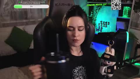 Kira    online show from October 15, 2025, 5:46 pm