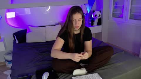 Kira online show from February 23, 2026, 8:12 am