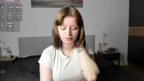 Snapshot of kirameowcam chatting on May 4, 2026, 7:10 pm kirameowcam online show from May 4, 2026, 7:10 pm