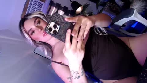 Snapshot of kiramillerxx chatting on February 11, 2026, 2:16 am Its your girl KIRA online show from February 11, 2026, 2:16 am