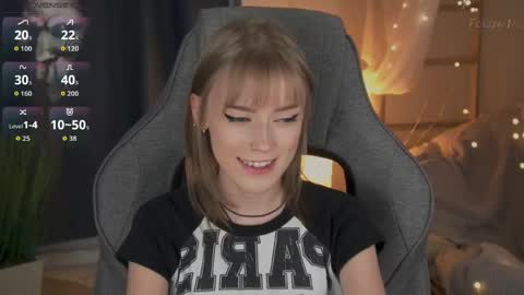 Kira online show from April 14, 2026, 5:52 pm