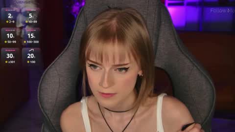 Kira online show from April 18, 2026, 7:58 pm