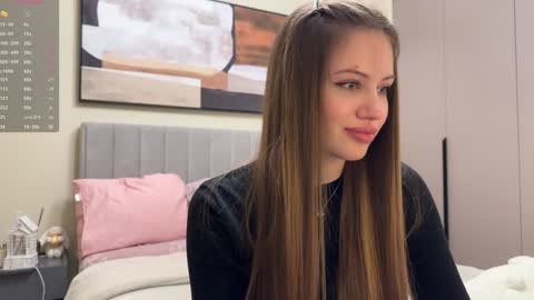 Snapshot of kiramystery chatting on December 4, 2024, 11:08 am Kira online show from December 4, 2024, 11:08 am