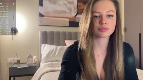 Snapshot of kiramystery chatting on December 22, 2024, 2:38 pm Kira online show from December 22, 2024, 2:38 pm