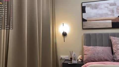 Snapshot of kiramystery chatting on February 1, 2025, 12:05 pm Kira online show from February 1, 2025, 12:05 pm