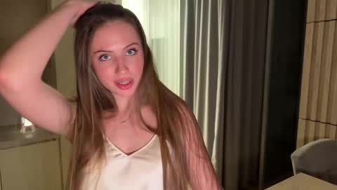 Snapshot of kiramystery chatting on September 30, 2025, 4:56 pm Kira online show from September 30, 2025, 4:56 pm