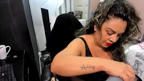 kriss online show from September 19, 2025, 12:28 pm