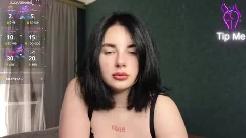 Kira online show from March 21, 2026, 7:28 pm