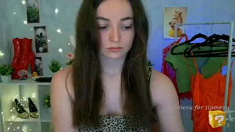 Valeria online show from April 16, 2026, 2:07 pm