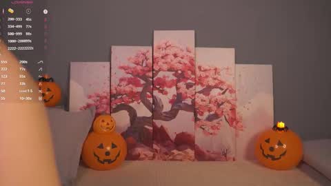 Lola online show from October 30, 2025, 7:10 am