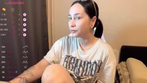 Snapshot of kissmenastya chatting on October 1, 2025, 5:30 pm Nastya  online show from October 1, 2025, 5:30 pm